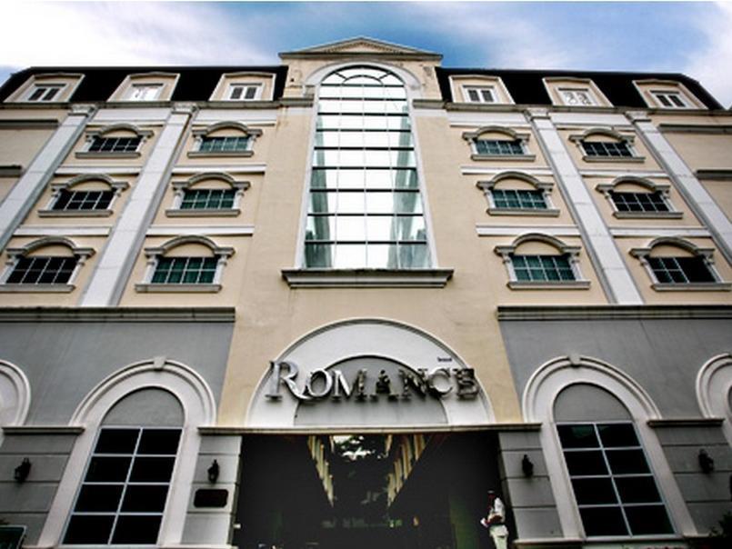 Romance Hotel Bangna Бангкок Экстерьер фото